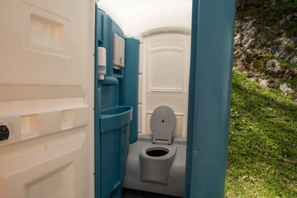 Best High-end porta potty rental  in Sebewaing, MI